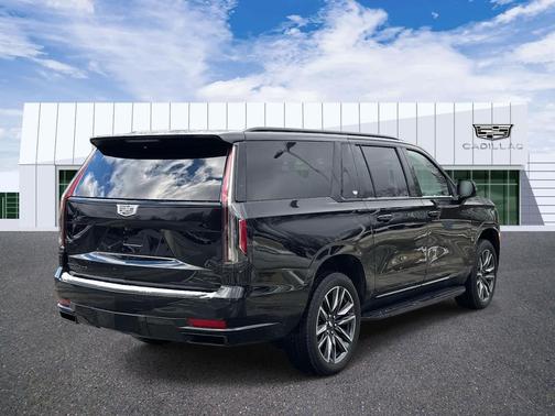 2023 Cadillac Escalade ESV Sport Platinum
