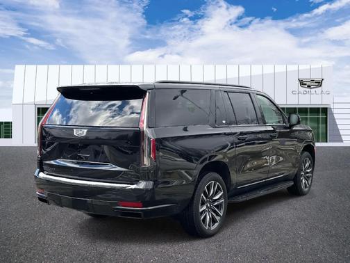 2023 Cadillac Escalade ESV Sport Platinum