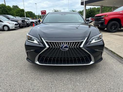 Caviar 2022 Lexus ES 300h Luxury