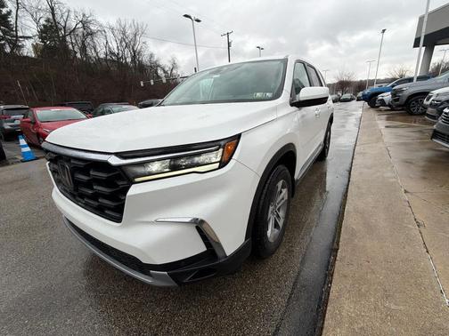 2023 Honda Pilot EX-L 8-Passenger