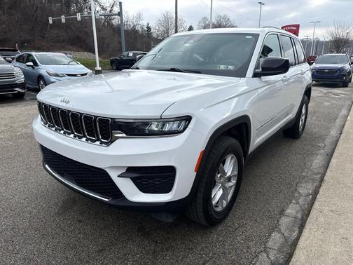 2023 Jeep Grand Cherokee Laredo X
