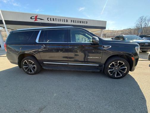 2023 GMC Yukon XL Denali