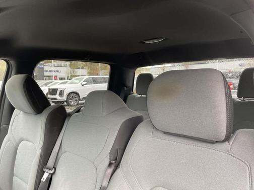 Billet Silver Metallic Clearcoat 2022 RAM 1500 Big Horn