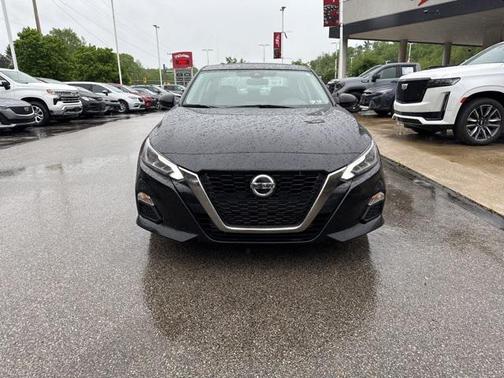 2020 Nissan Altima 2.0 SR