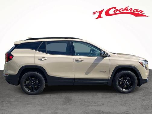 Desert Sand Metallic 2022 GMC Terrain AT4