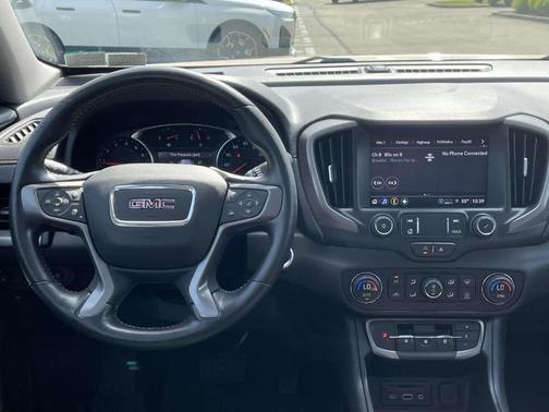 Desert Sand Metallic 2022 GMC Terrain AT4