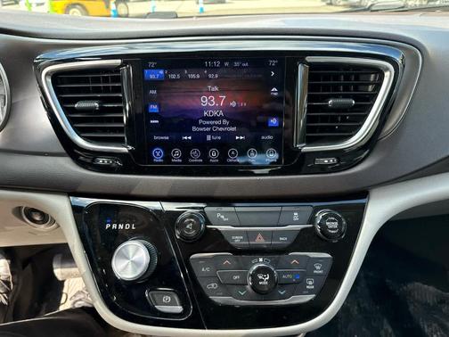 2017 Chrysler Pacifica Touring-L Plus