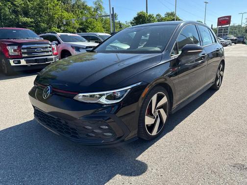 Mythos Black Metallic 2024 Volkswagen Golf GTI 2.0T S