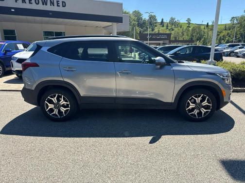 Steel Gray 2023 Kia Seltos EX