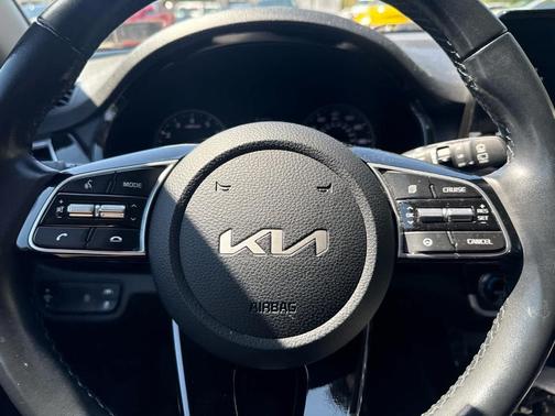 Steel Gray 2023 Kia Seltos EX