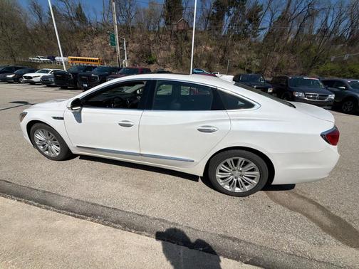 2018 Buick LaCrosse Essence