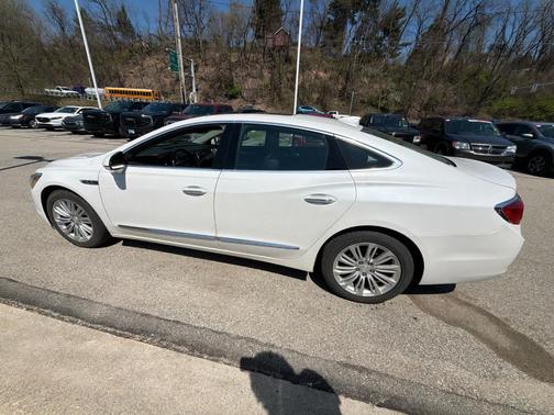 White Frost Tri-Coat 2018 Buick LaCrosse Essence