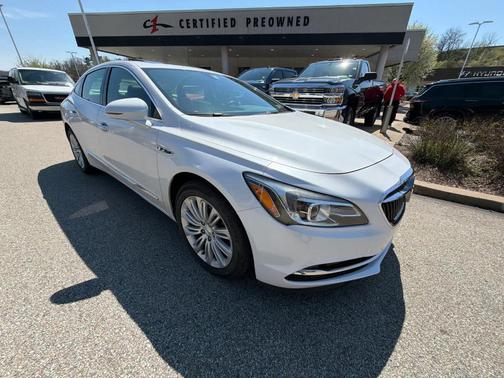 White Frost Tri-Coat 2018 Buick LaCrosse Essence