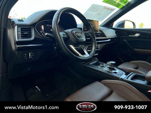 Moonlight Blue Metallic 2018 Audi Q5 2.0T Tech Premium