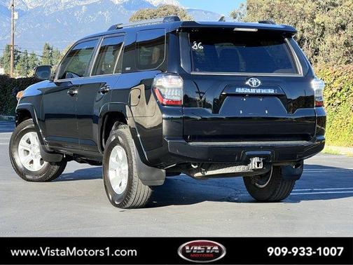 2022 Toyota 4Runner SR5