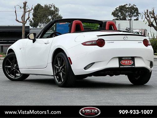 2017 Mazda MX-5 Miata Club