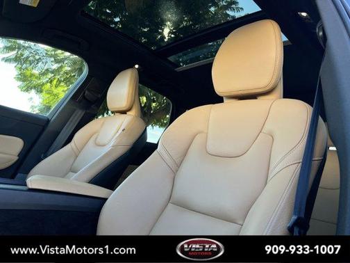 2019 Volvo XC60 T5 Momentum