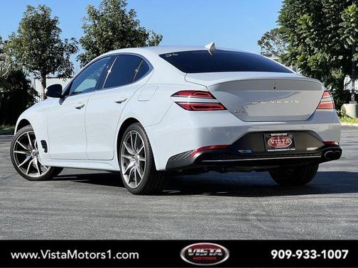 2022 Genesis G70 2.0T