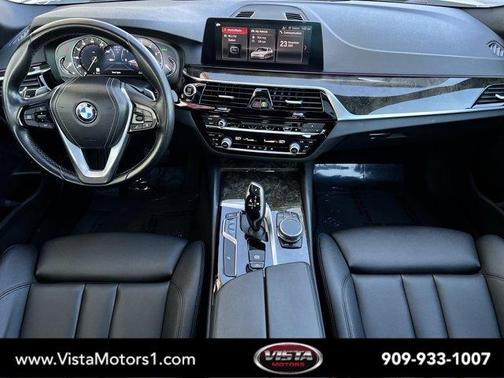 2019 BMW 530 i