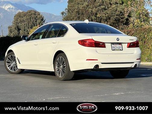 2019 BMW 530 i