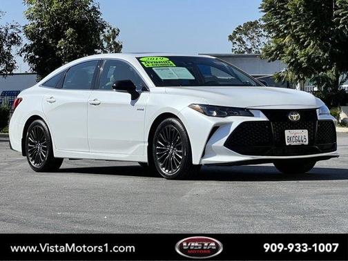 2019 Toyota Avalon Hybrid XSE