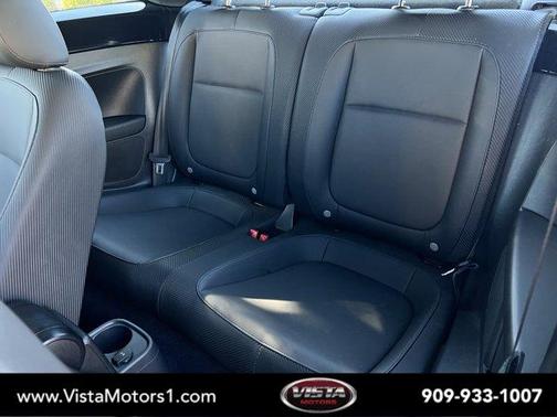 2016 Volkswagen Beetle 1.8T SE