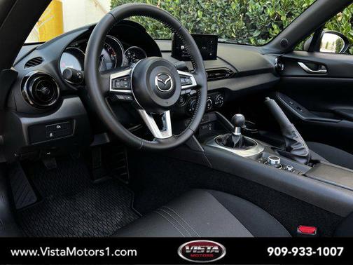 2025 Mazda MX-5 Miata Sport