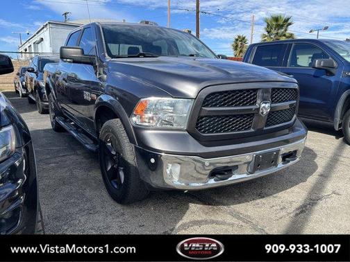 2016 RAM 1500 SLT