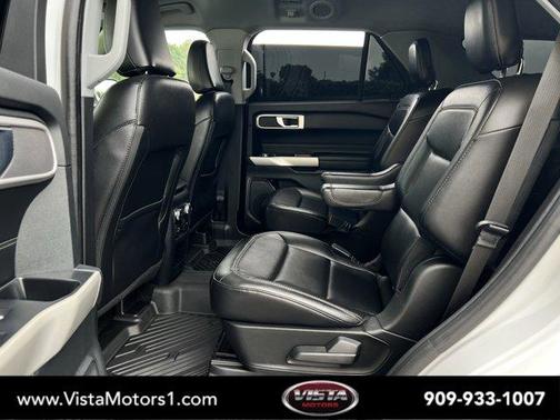 Oxford White 2021 Ford Explorer XLT