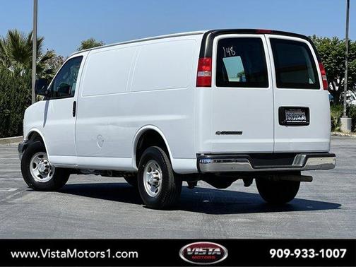 Summit White 2019 Chevrolet Express 2500 Work Van