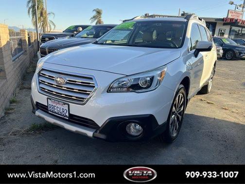 White 2017 Subaru Outback 2.5i Limited