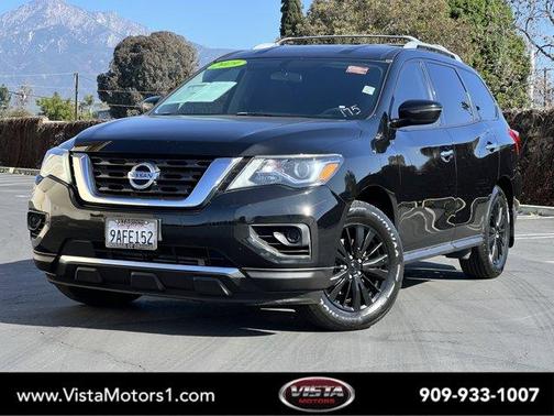 2019 Nissan Pathfinder S