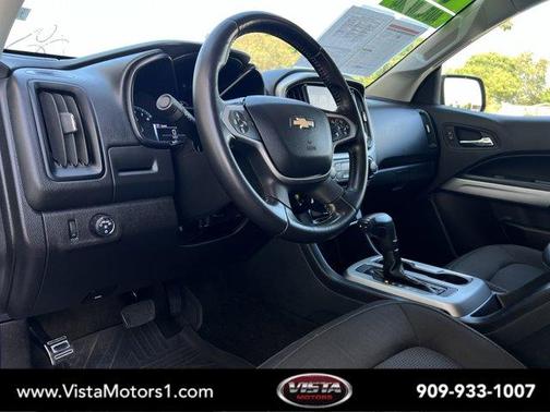 Silver Ice Metallic 2018 Chevrolet Colorado LT