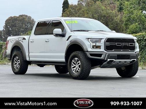 Ingot Silver Metallic 2017 Ford F-150 Raptor