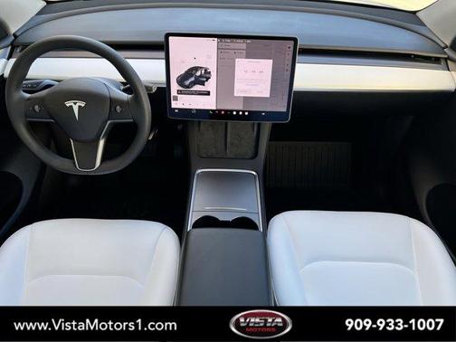 2025 Tesla Model Y Long Range