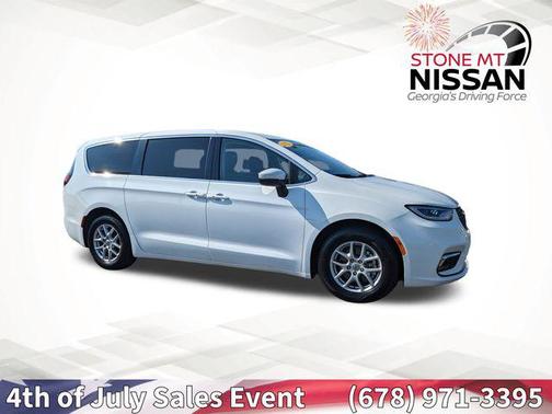 2023 Chrysler Pacifica Touring L