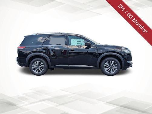 2025 Nissan Pathfinder SL FWD