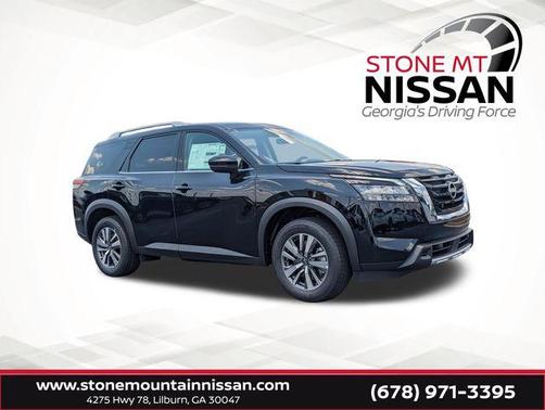 2025 Nissan Pathfinder SL FWD