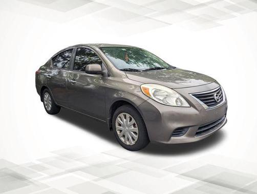 2012 Nissan Versa 1.6 S