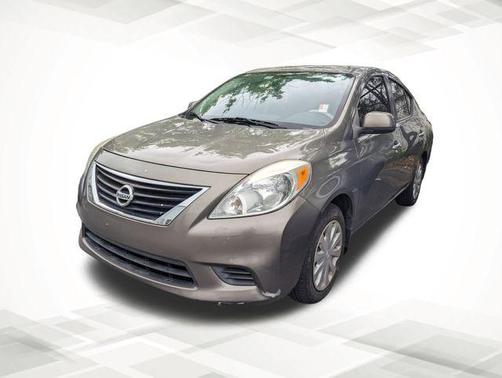 2012 Nissan Versa 1.6 S