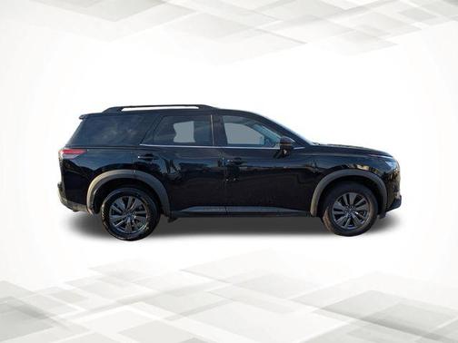 2023 Nissan Pathfinder SV