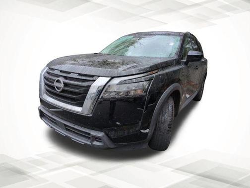 2023 Nissan Pathfinder SV
