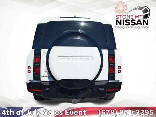 2024 Land Rover Defender 130 P400 X-Dynamic SE