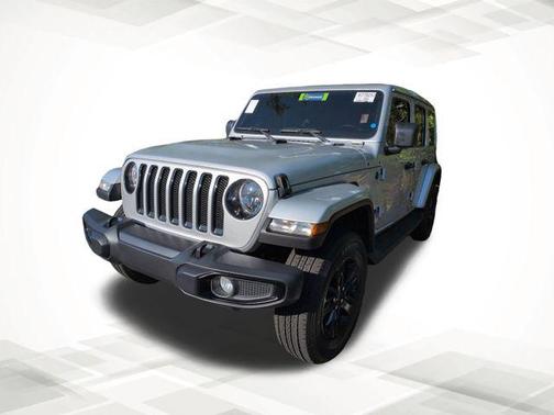 2023 Jeep Wrangler 4-Door Sahara Altitude 4x4