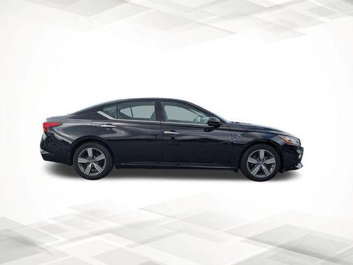 2022 Nissan Altima 2.5 SL