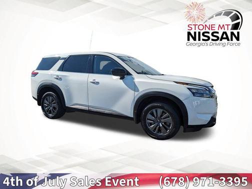 2024 Nissan Pathfinder S FWD