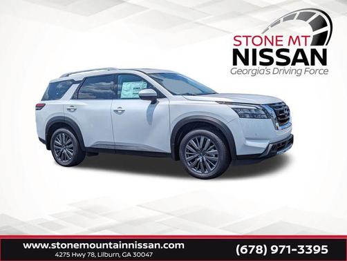 2025 Nissan Pathfinder SL FWD