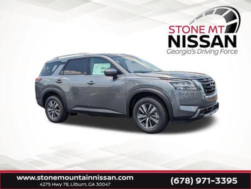 2025 Nissan Pathfinder SL FWD