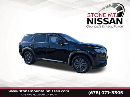 2022 Nissan Pathfinder S