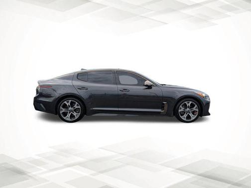 2021 Kia Stinger GT-Line